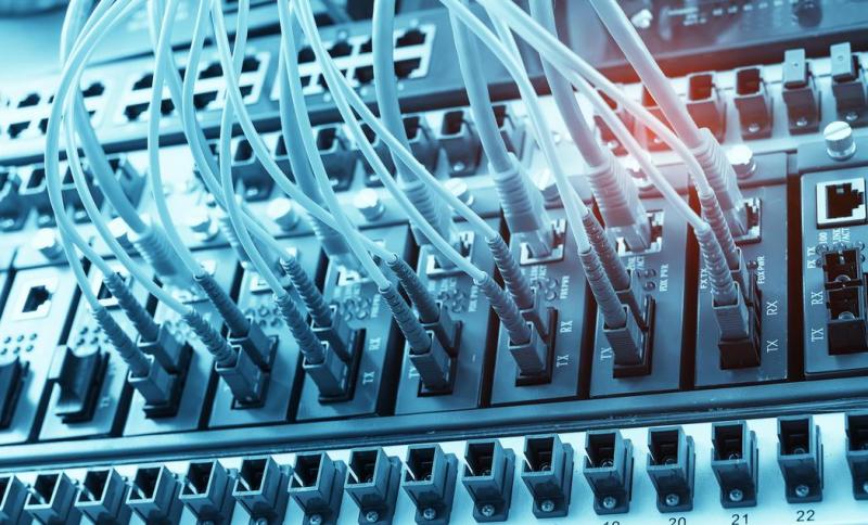 Switch ou routeur, quel &eacute;quipement r&eacute;seau choisir pour votre entreprise &agrave; Pont-&agrave;-Mousson ?